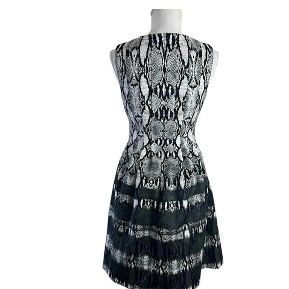Vince Camuto Black and White A-line Dress - Picture 2 of 8